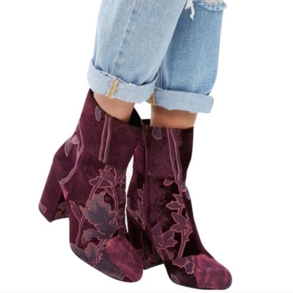 Steve Madden velvet floral heeled boots